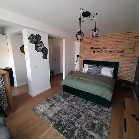 Apartament Center View 1 *